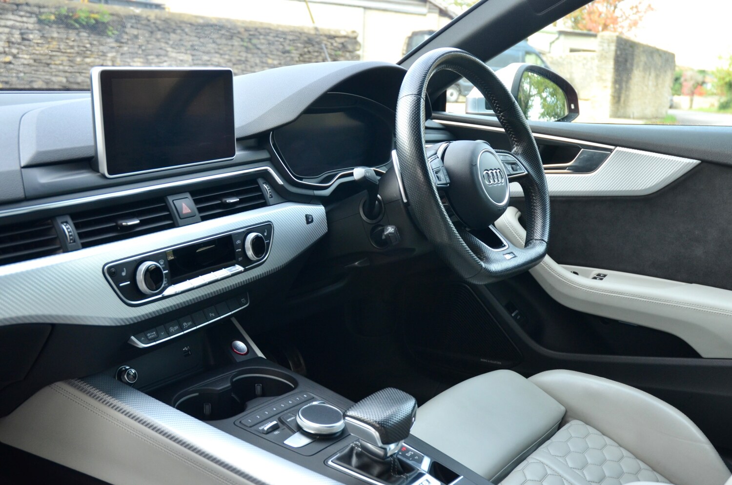 Used Audi RS5 2017 for sale - 77946143: Photo 40