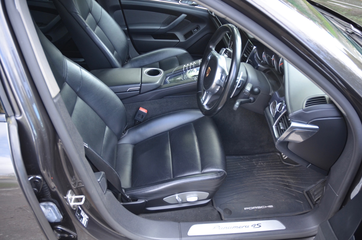 Used Porsche Panamera 2014 for sale - 77946187: Photo 30