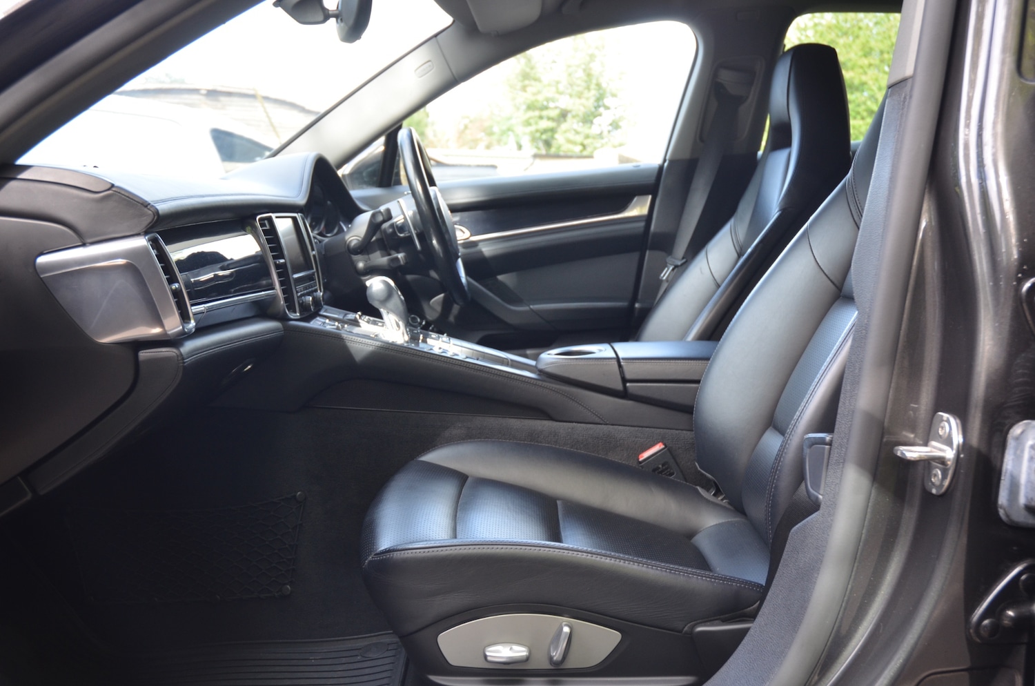 Used Porsche Panamera 2014 for sale - 77946187: Photo 40