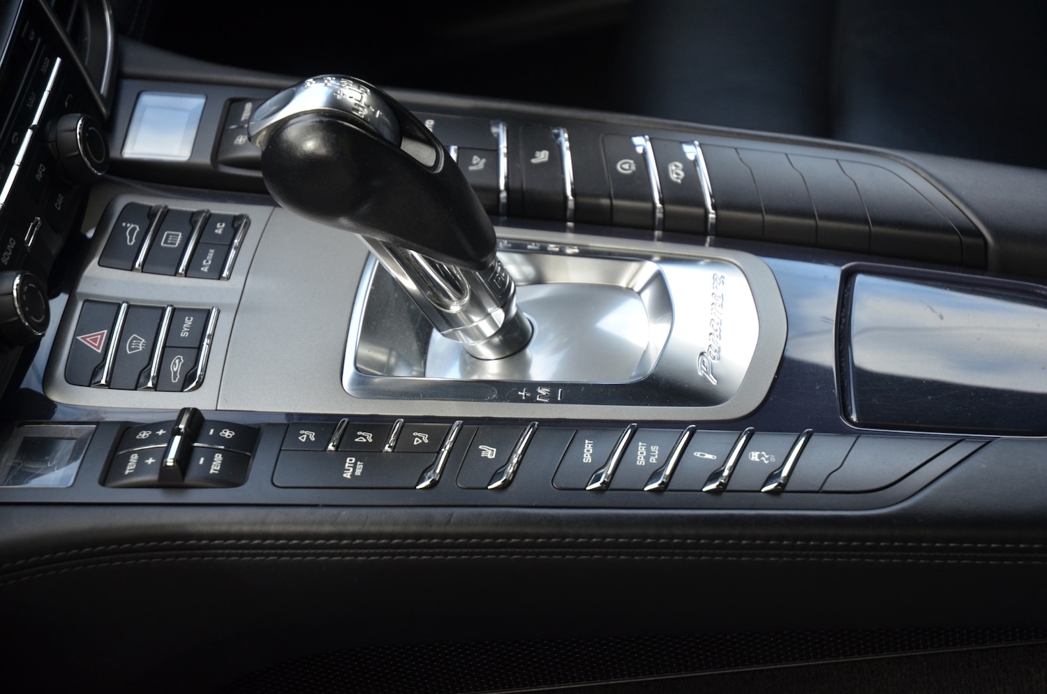 Used Porsche Panamera 2014 for sale - 77946187: Photo 46