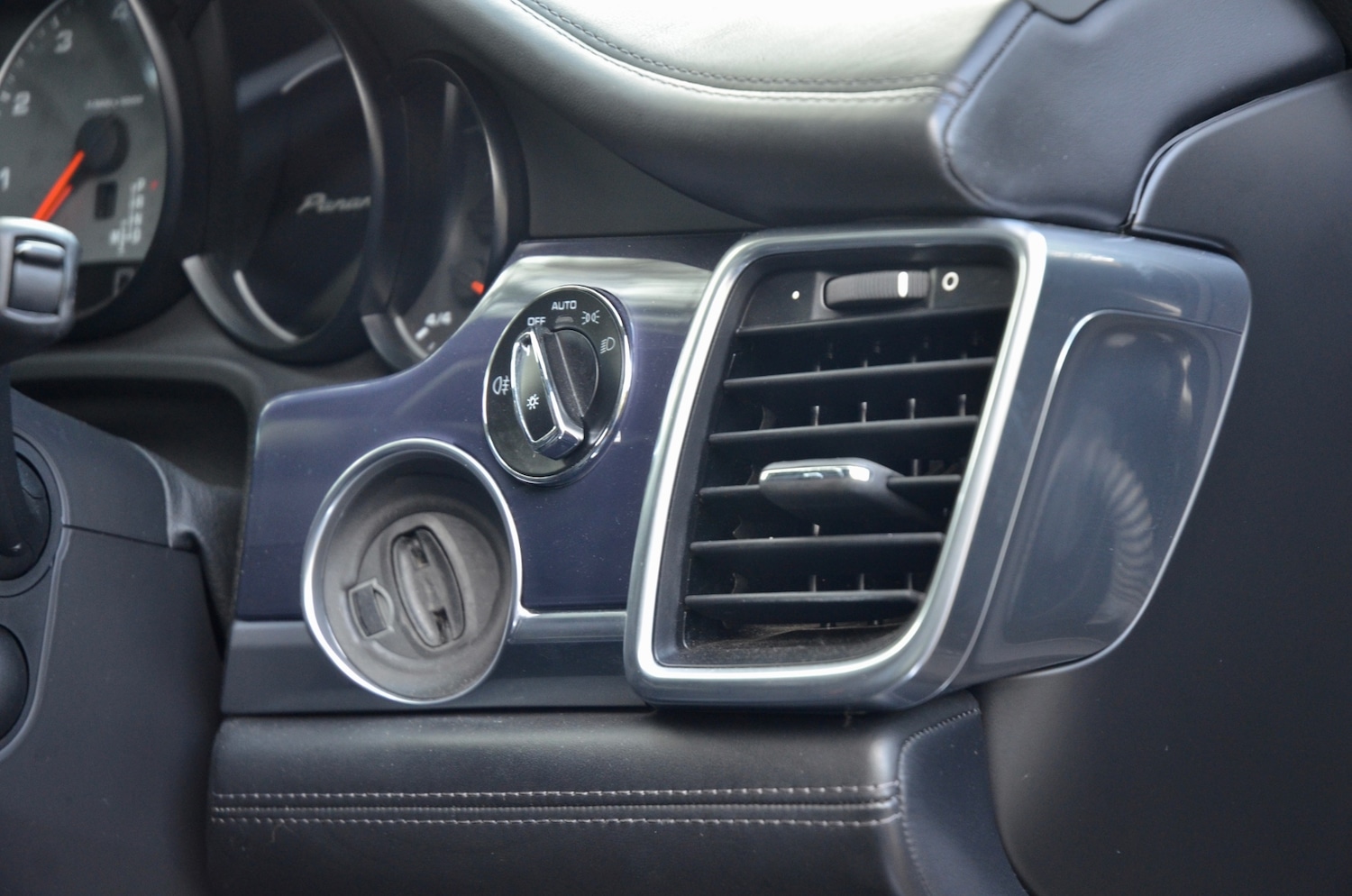 Used Porsche Panamera 2014 for sale - 77946187: Photo 54