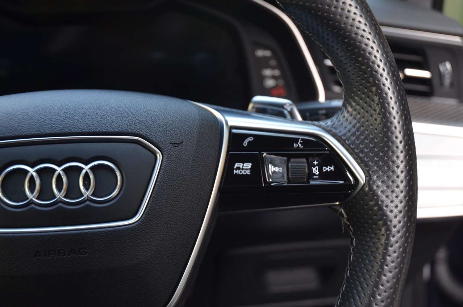 Used Audi RS6 2021 for sale - 77945828: Photo 41