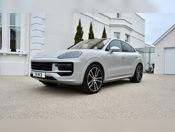 Used Porsche Cayenne 2024 for sale - 78237061: Photo