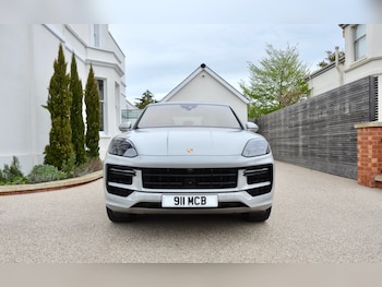 Used Porsche Cayenne 2024 for sale - 78237061: Photo