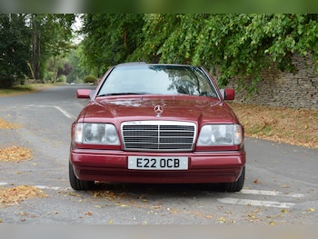 Used Mercedes-Benz E Class 1995 for sale - 79216597: Photo