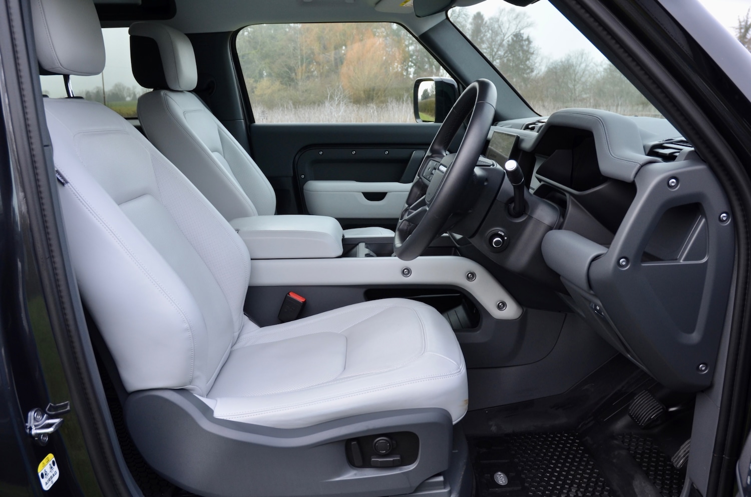 Used Land Rover Defender 2025 for sale - 77946046: Photo 33