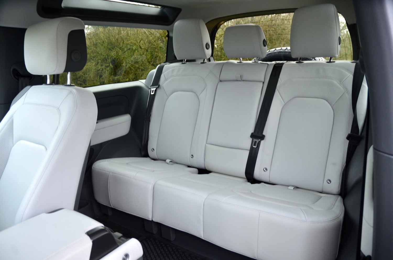 Used Land Rover Defender 2025 for sale - 77946046: Photo 44