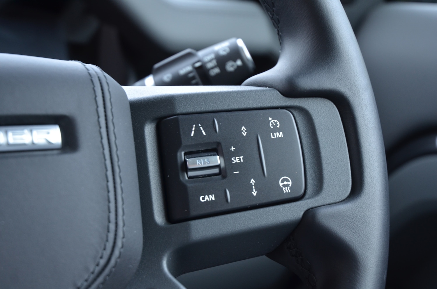 Used Land Rover Defender 2025 for sale - 77946046: Photo 50