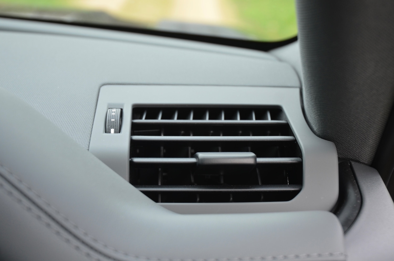 Used Land Rover Defender 2025 for sale - 77946046: Photo 56