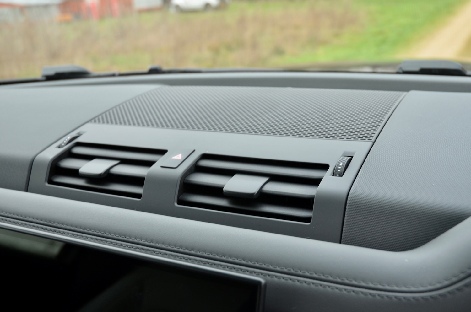 Used Land Rover Defender 2025 for sale - 77946046: Photo 57