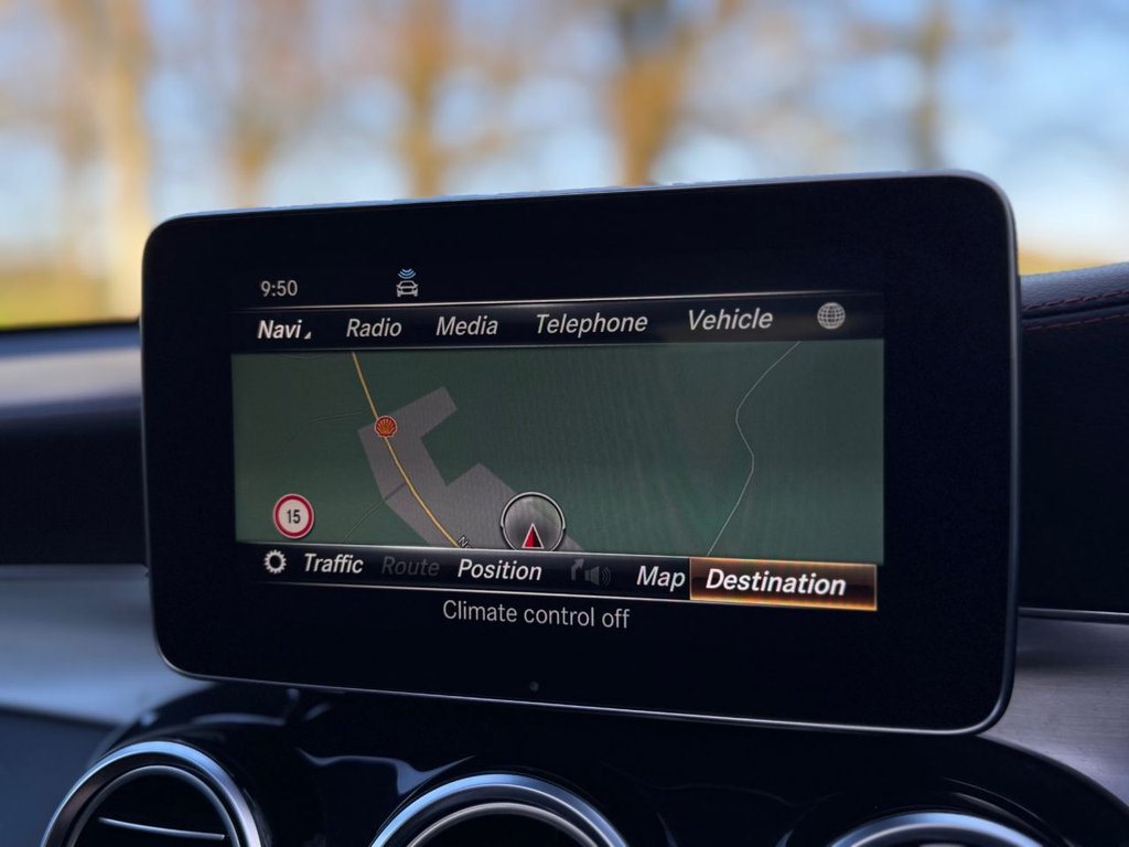 Used Mercedes-Benz GLC 2019 for sale - 76784051: Photo 16