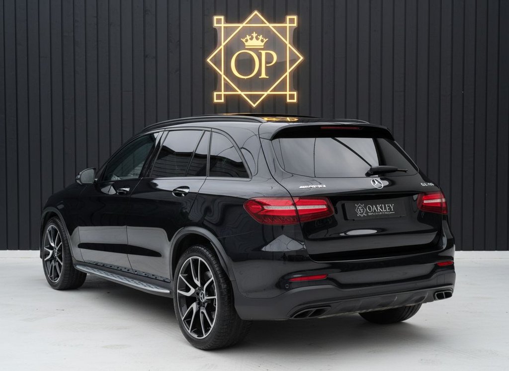 Used Mercedes-Benz GLC 2019 for sale - 76784051: Photo 2