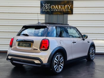 Used MINI Hatch 2022 for sale - 76599498: Photo