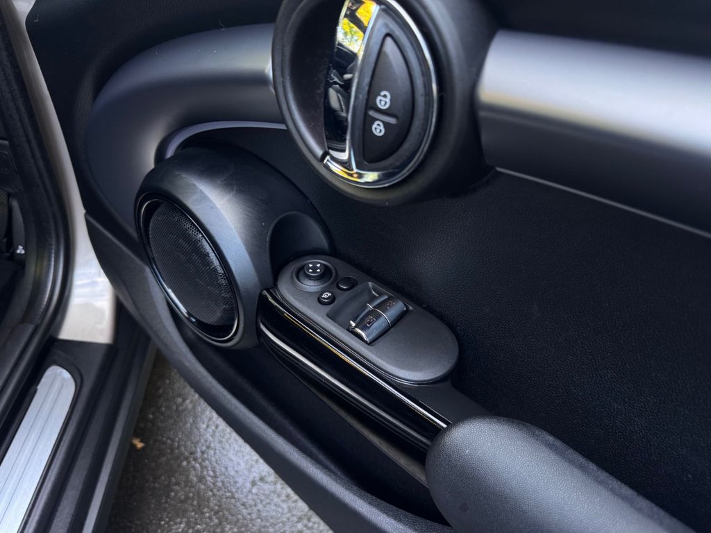 Used MINI Hatch 2022 for sale - 76599498: Photo 37