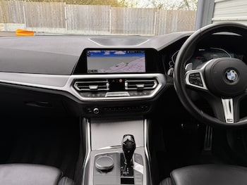 Used BMW 3 Series 2019 for sale - 77694276: Photo