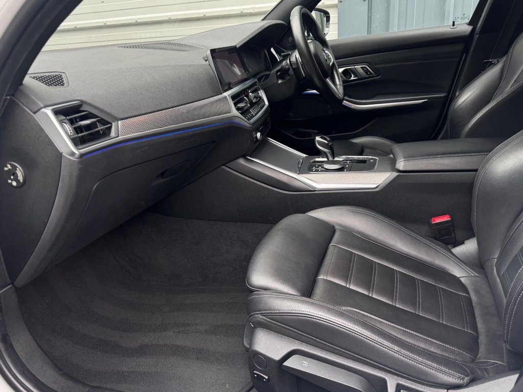 Used BMW 3 Series 2019 for sale - 76599492: Photo 13