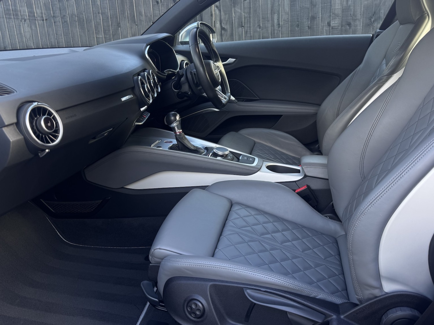 Used Audi TT 2015 for sale - 77438433: Photo 10