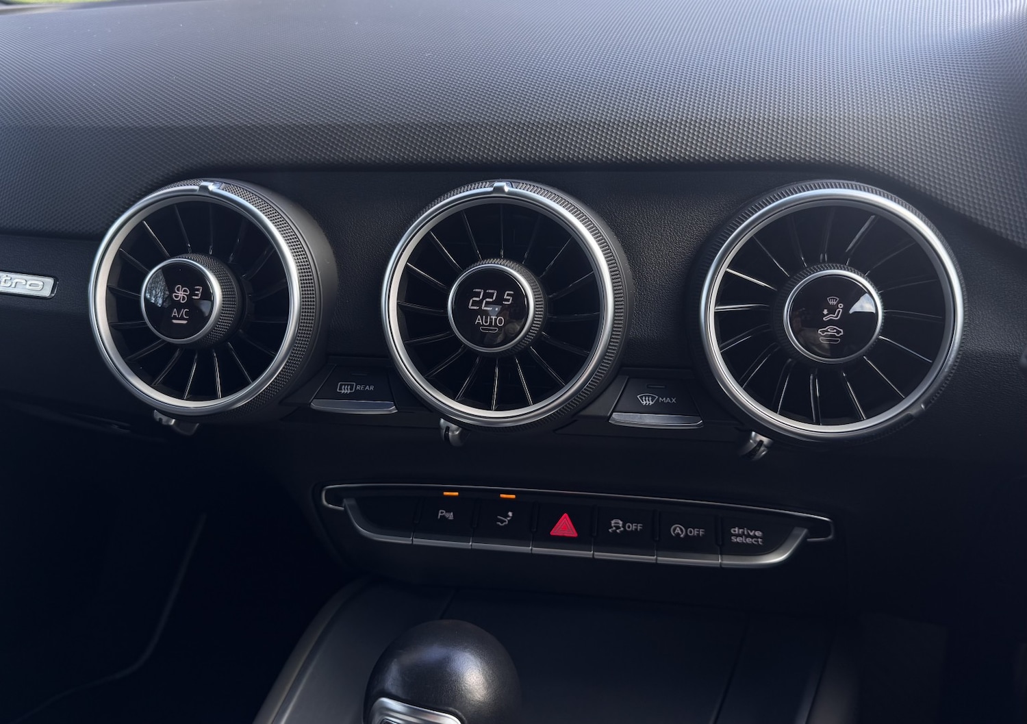 Used Audi TT 2015 for sale - 77438433: Photo 16