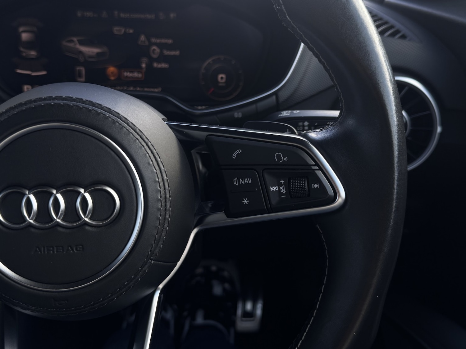 Used Audi TT 2015 for sale - 77438433: Photo 30