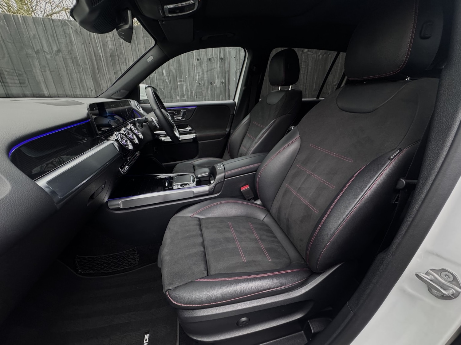 Used Mercedes-Benz GLB 2020 for sale - 77342570: Photo 12