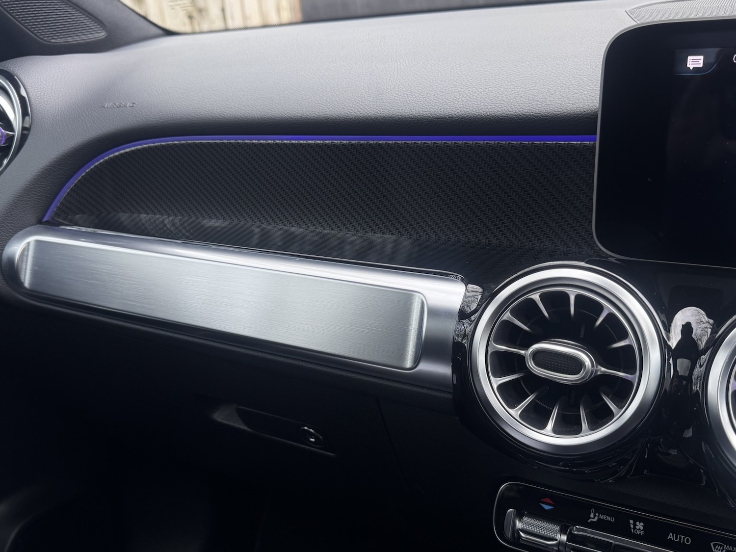 Used Mercedes-Benz GLB 2020 for sale - 77342570: Photo 31