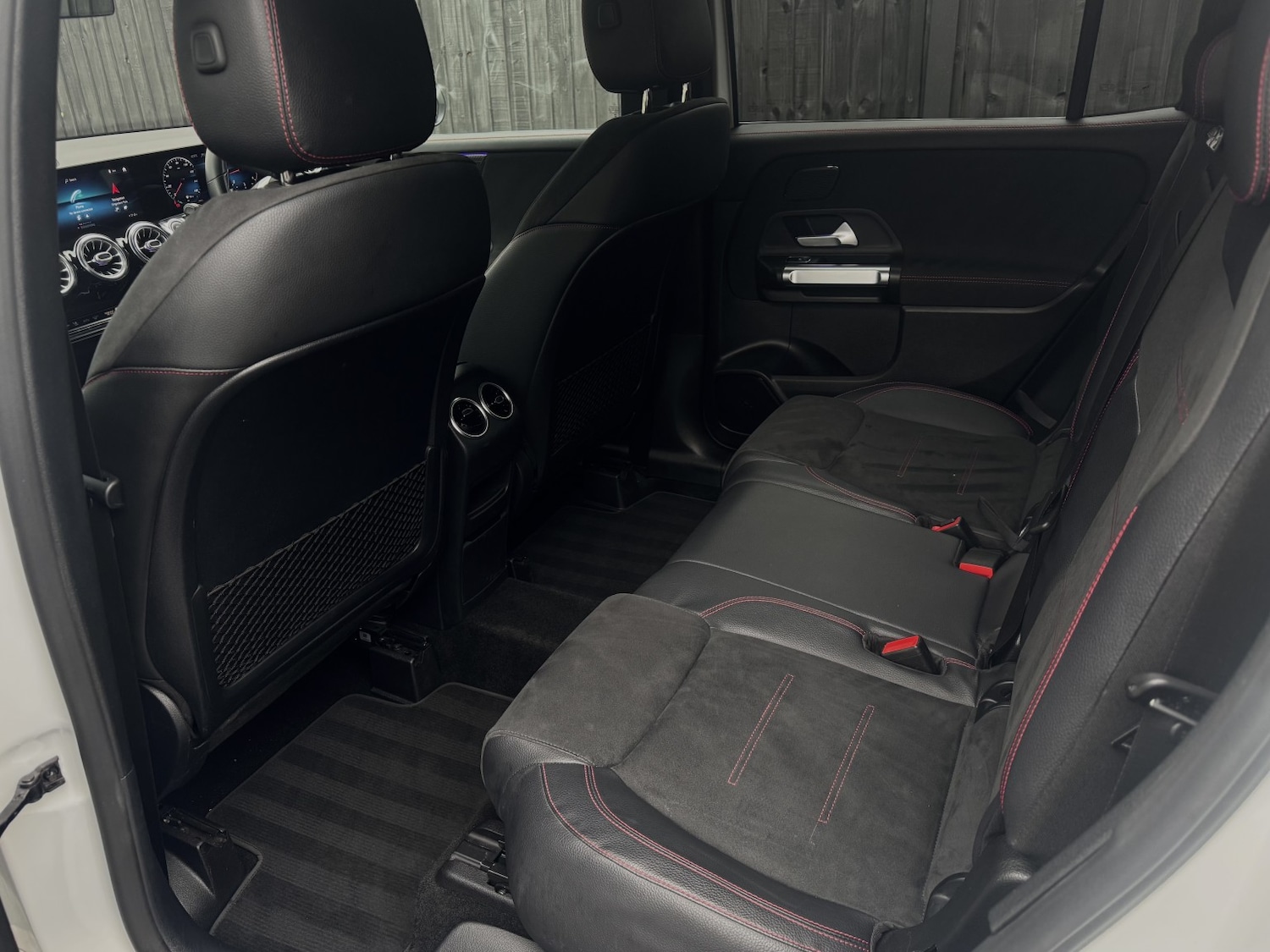 Used Mercedes-Benz GLB 2020 for sale - 77342570: Photo 45