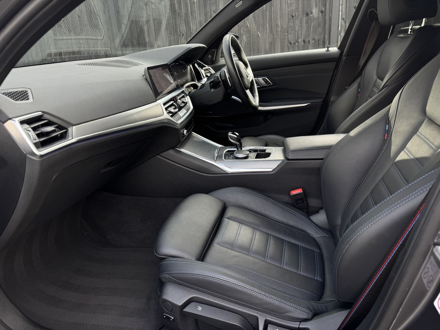 Used BMW 3 Series 2021 for sale - 77668620: Photo 11