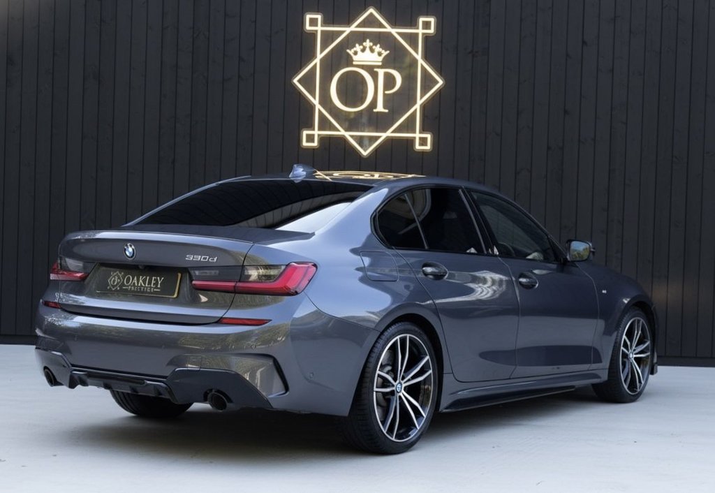 Used BMW 3 Series 2019 for sale - 76599493: Photo 2