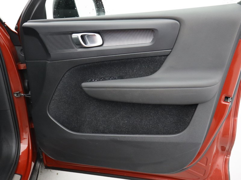 Used Volvo XC40 2020 for sale - 77233678: Photo 28