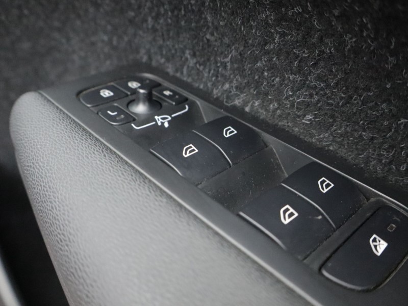 Used Volvo XC40 2020 for sale - 77233678: Photo 30