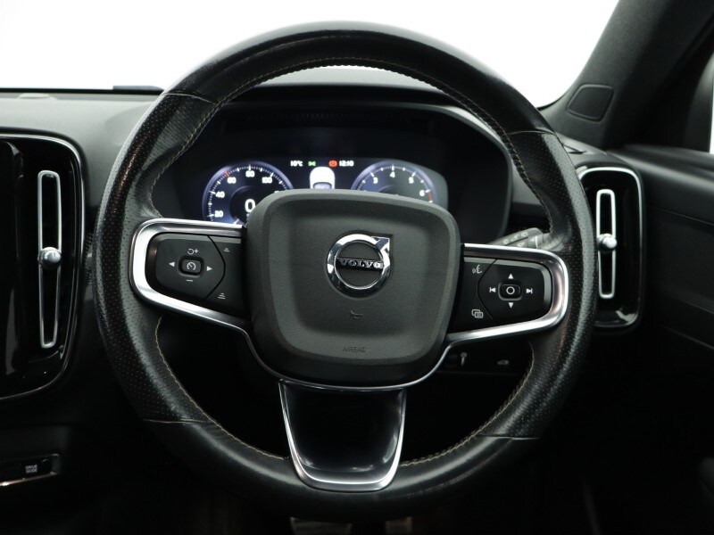 Used Volvo XC40 2020 for sale - 77233678: Photo 44