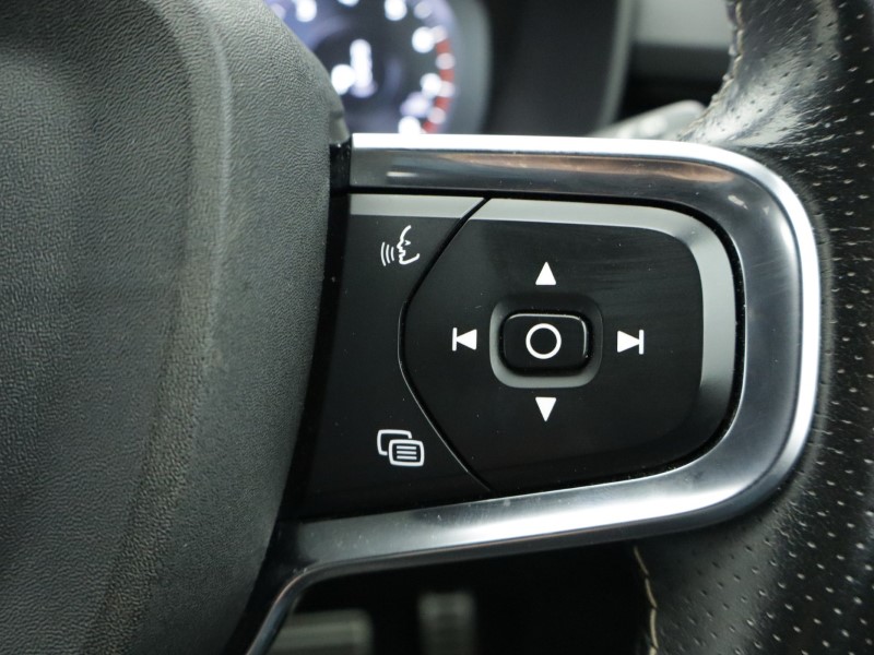 Used Volvo XC40 2020 for sale - 77233678: Photo 46