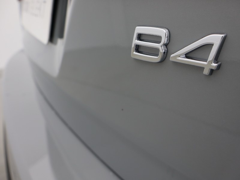 Used Volvo V60 2025 for sale - 76983943: Photo 24