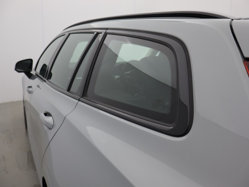 Used Volvo V60 2025 for sale - 76983943: Photo 28