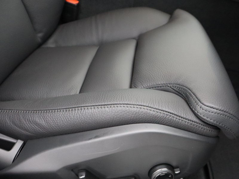 Used Volvo V60 2025 for sale - 76983943: Photo 36