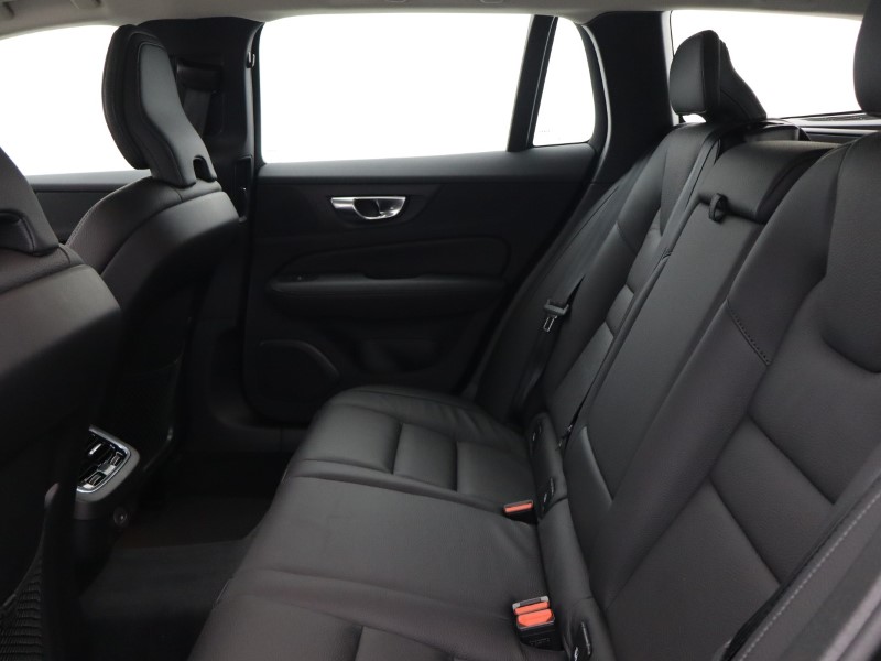 Used Volvo V60 2025 for sale - 76983943: Photo 7