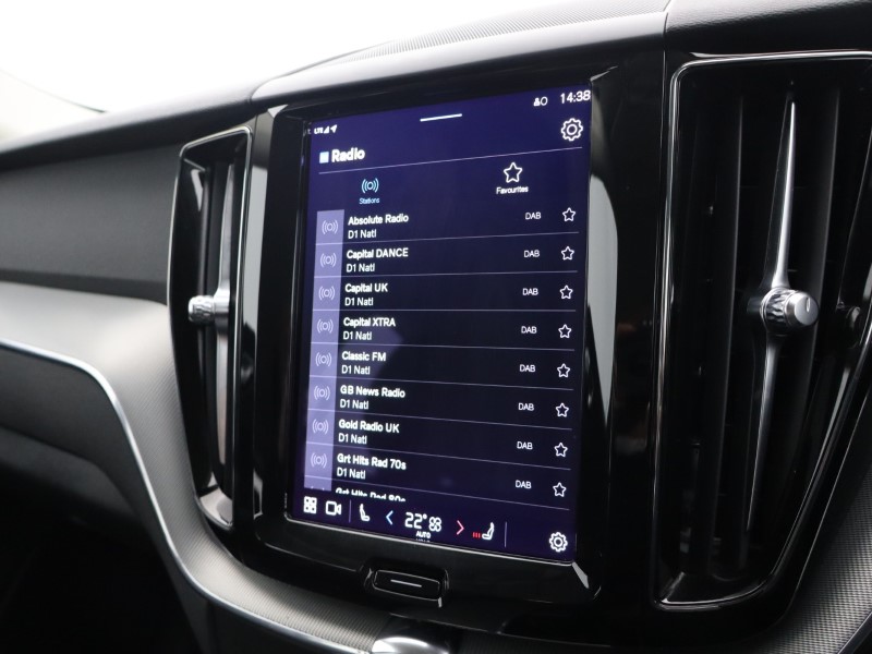 Used Volvo XC60 2022 for sale - 77210340: Photo 44