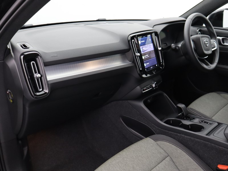 Used Volvo XC40 2024 for sale - 77001364: Photo 25