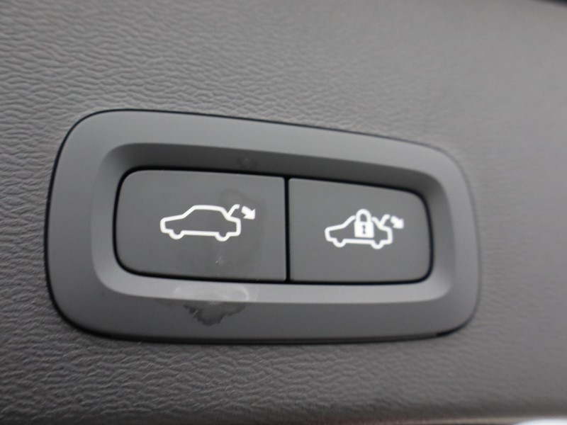 Used Volvo XC40 2025 for sale - 78212090: Photo 27