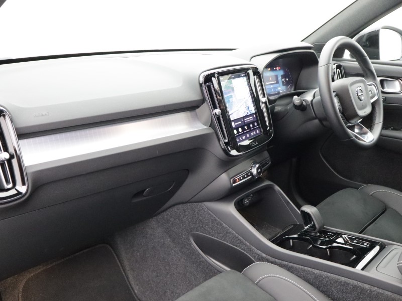 Used Volvo XC40 2025 for sale - 78212090: Photo 40