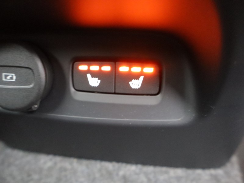 Used Volvo XC40 2025 for sale - 78212090: Photo 46