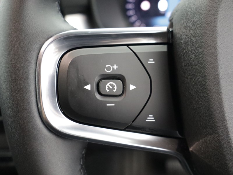 Used Volvo XC40 2025 for sale - 78212090: Photo 49