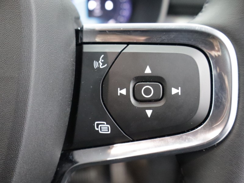 Used Volvo XC40 2025 for sale - 78212090: Photo 50