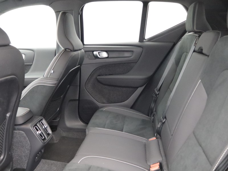 Used Volvo XC40 2025 for sale - 78212090: Photo 8