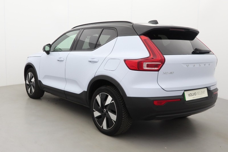 Used Volvo XC40 2024 for sale - 77528249: Photo 3