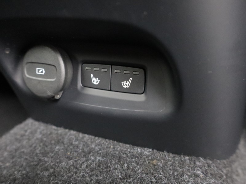 Used Volvo XC40 2024 for sale - 77528249: Photo 43