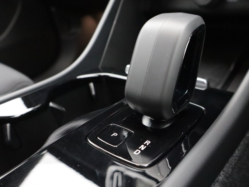 Used Volvo XC40 2024 for sale - 77528249: Photo 55