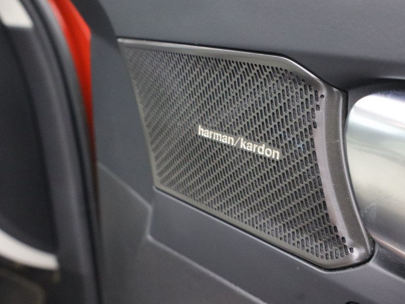 Used Volvo XC40 2023 for sale - 76982042: Photo 17