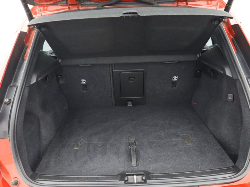 Used Volvo XC40 2023 for sale - 76982042: Photo 59