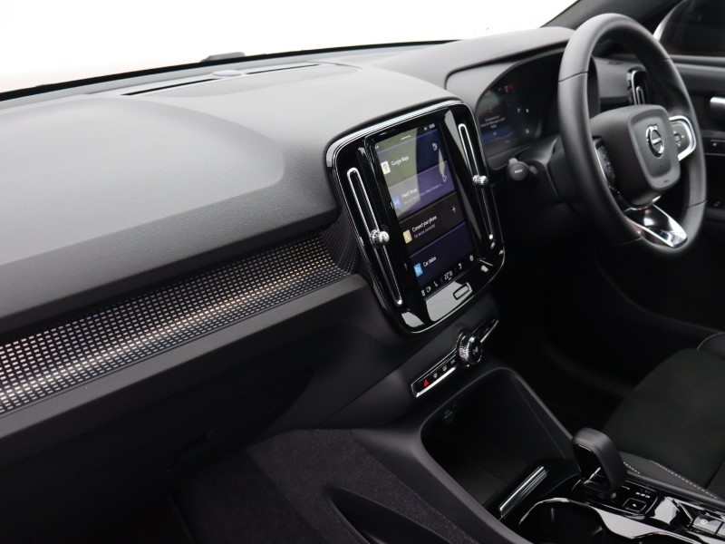 Used Volvo XC40 2024 for sale - 76981315: Photo 41